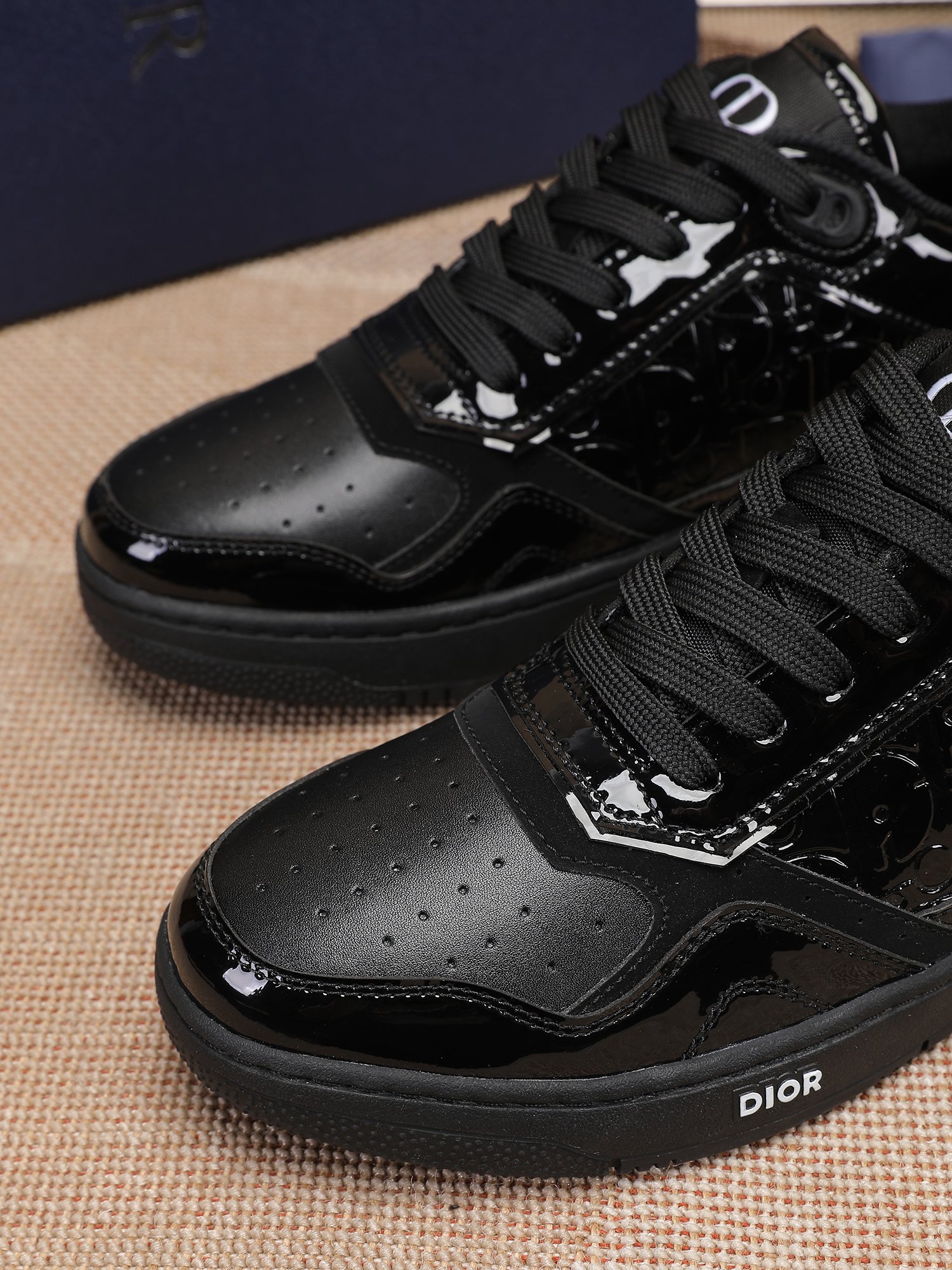 Dior shoe