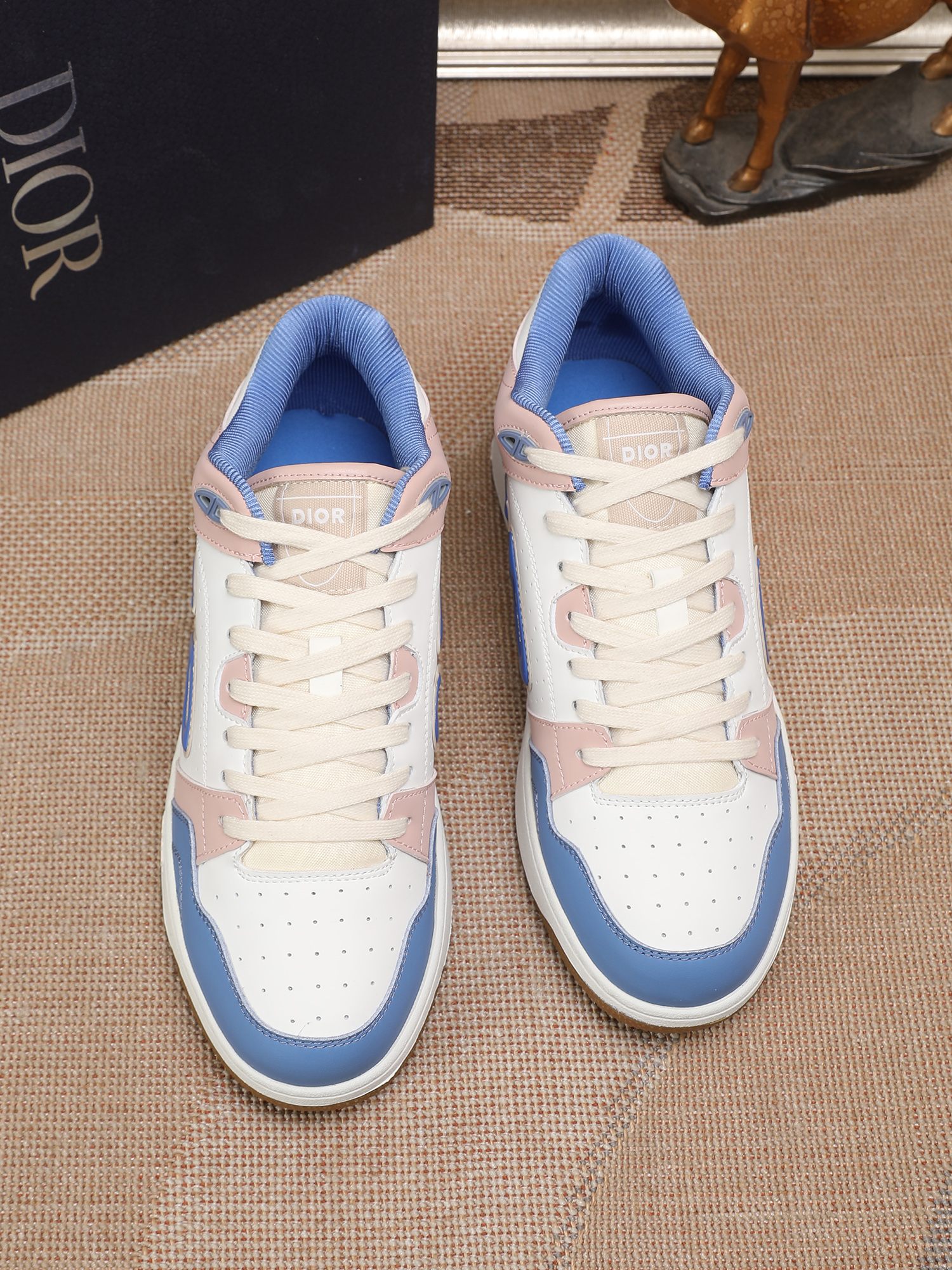 Dior shoe