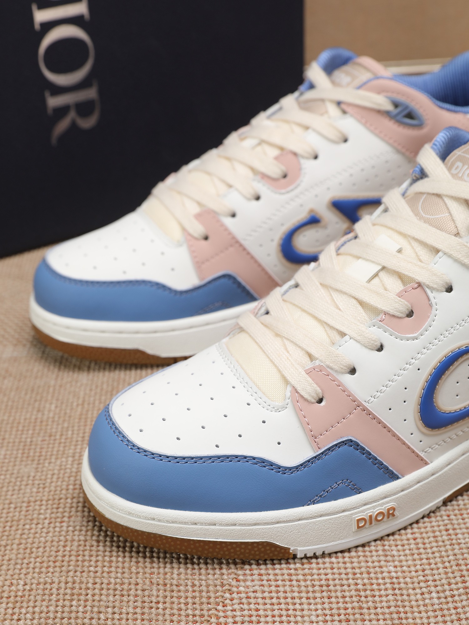 Dior shoe