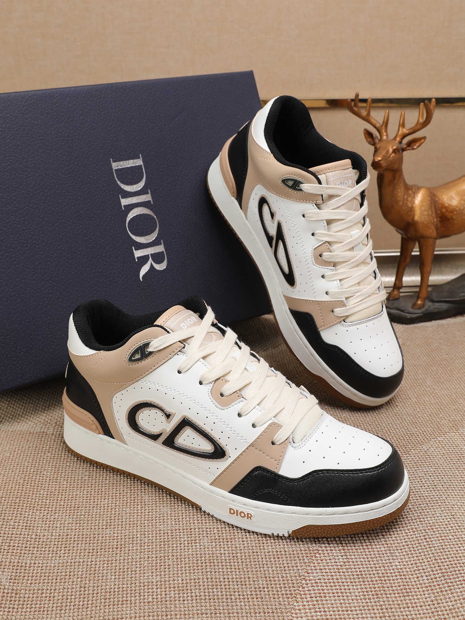 Dior shoe