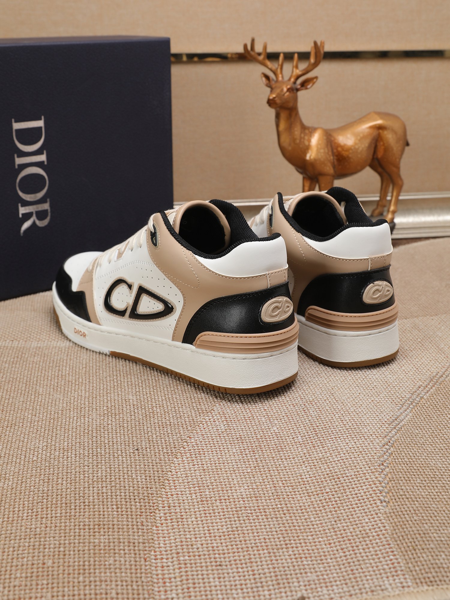 Dior shoe