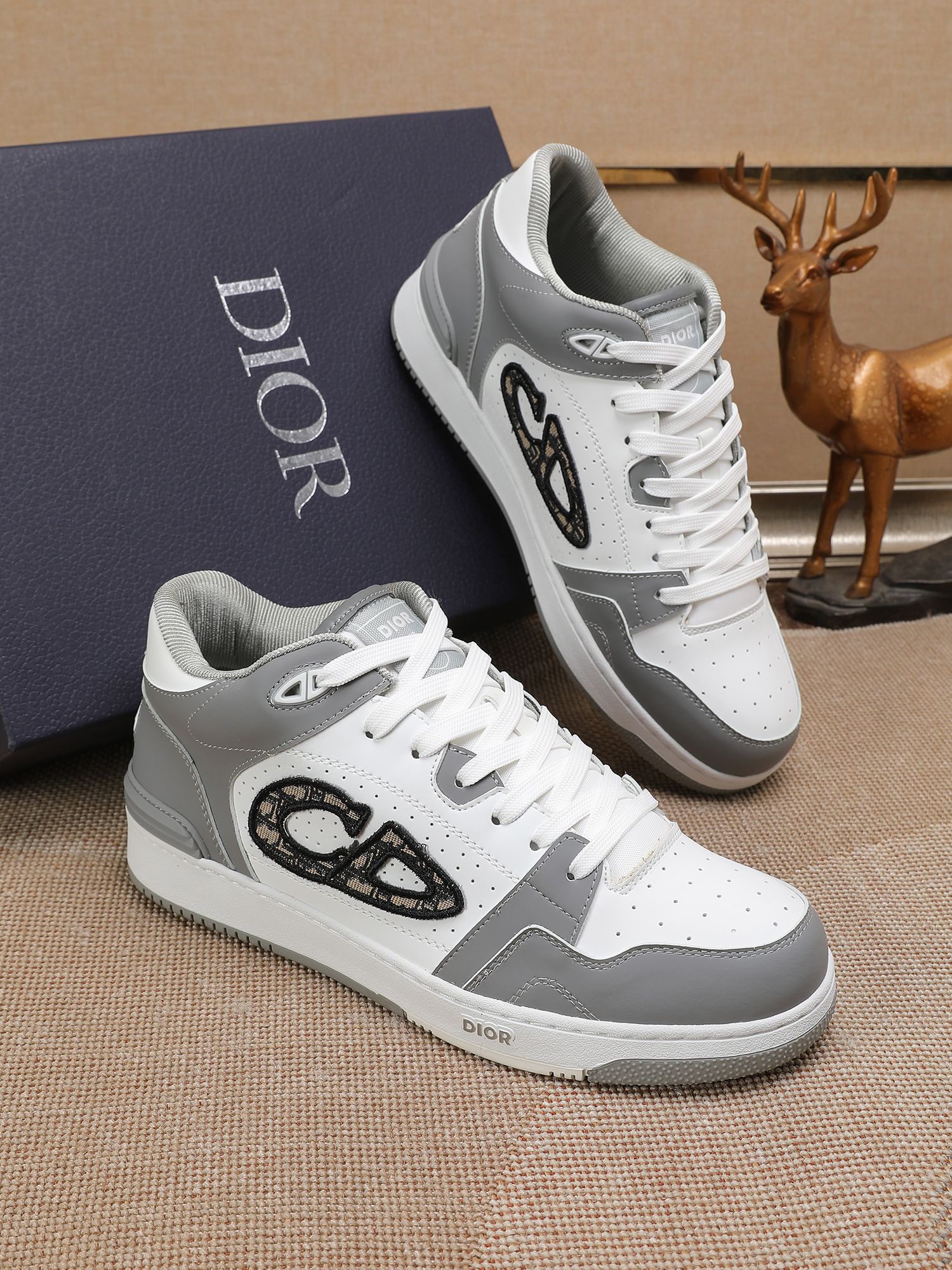 Dior shoe