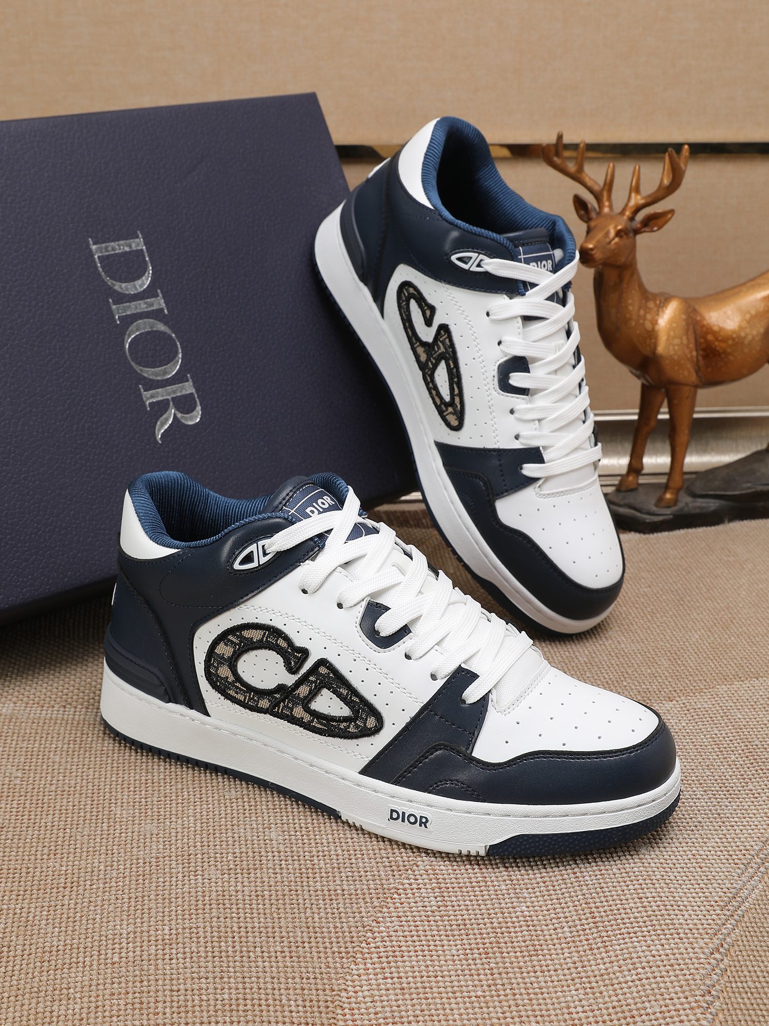 Dior shoe