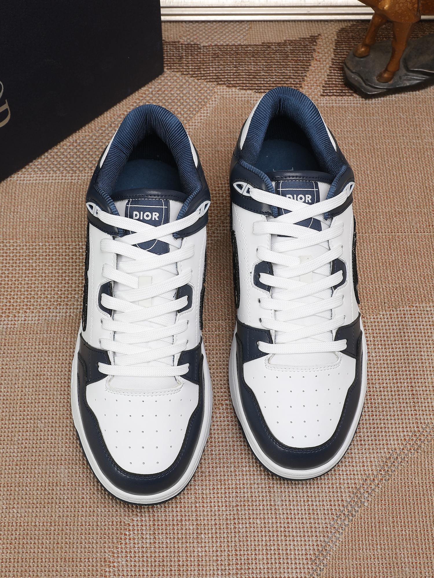 Dior shoe
