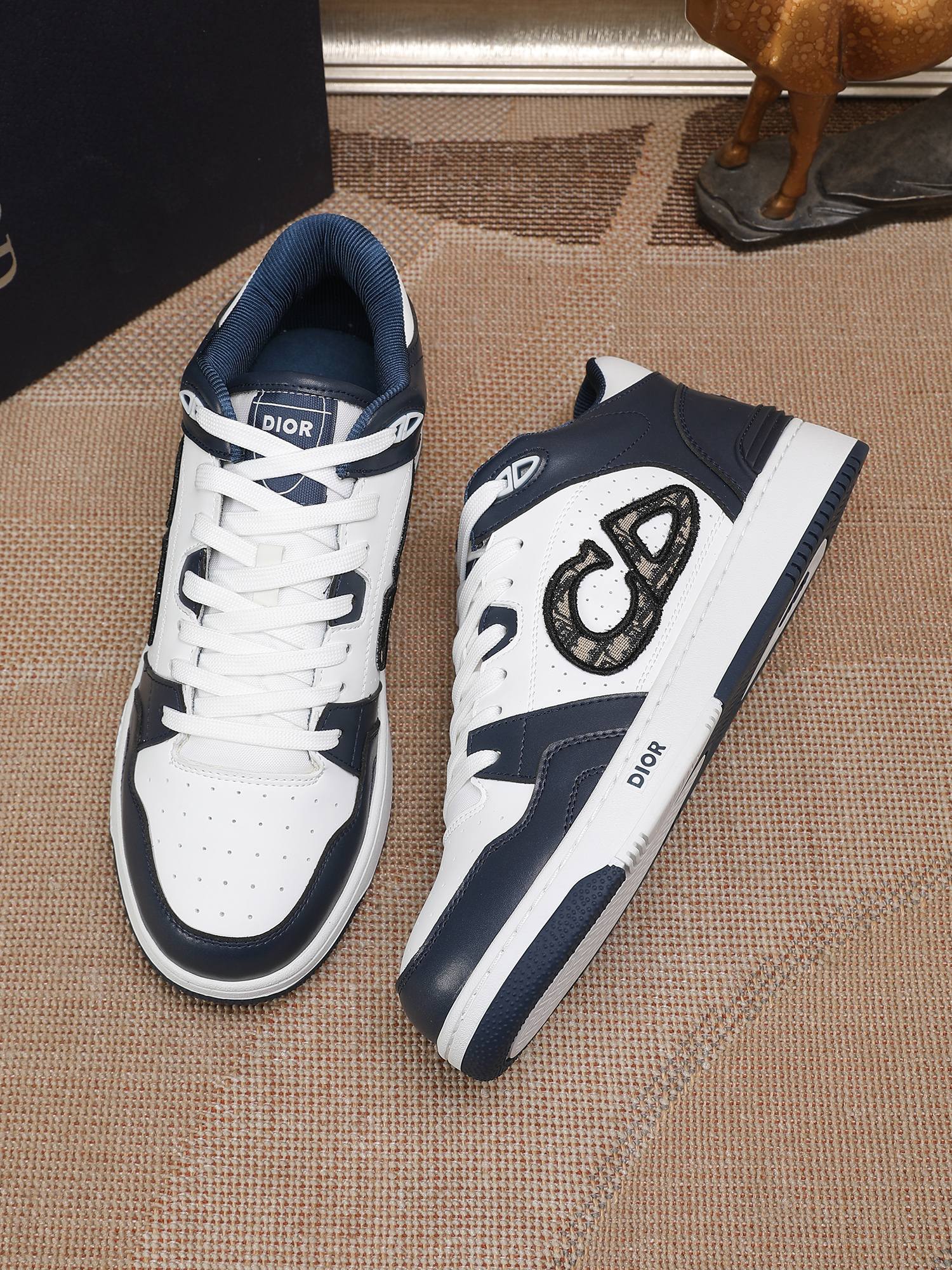 Dior shoe