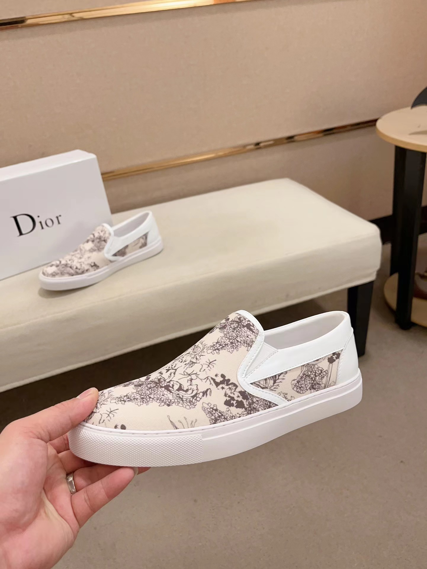 Dior shoe