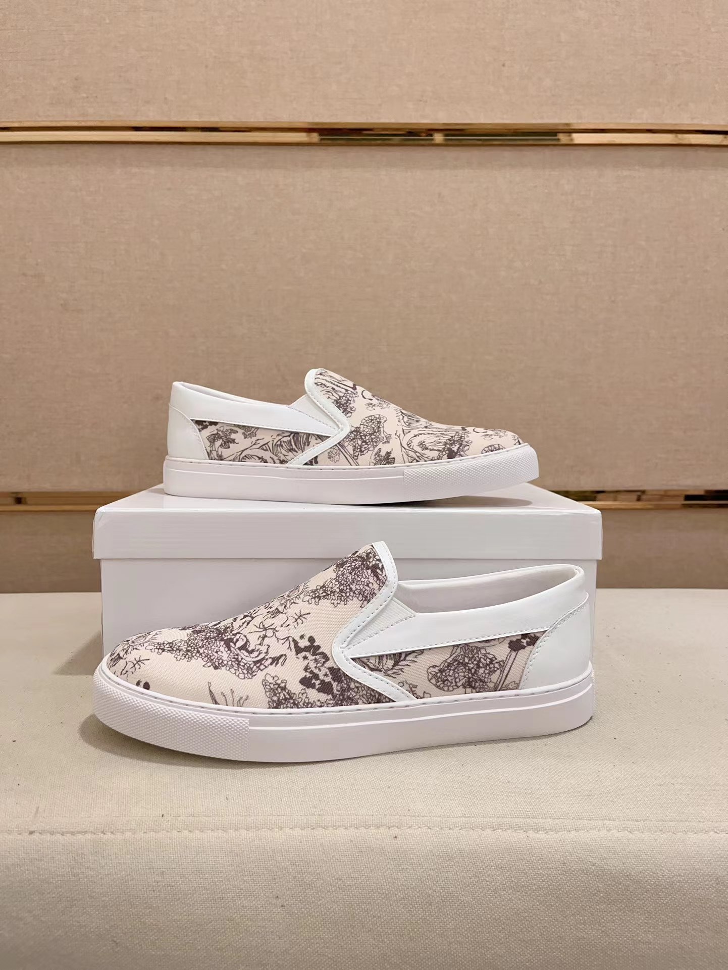 Dior shoe