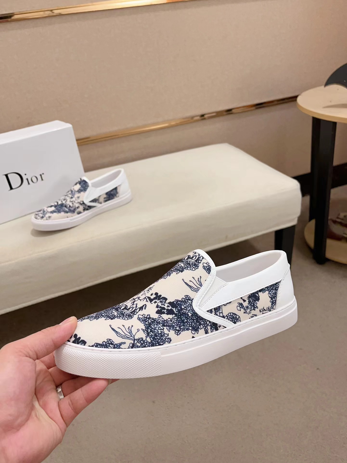 Dior shoe