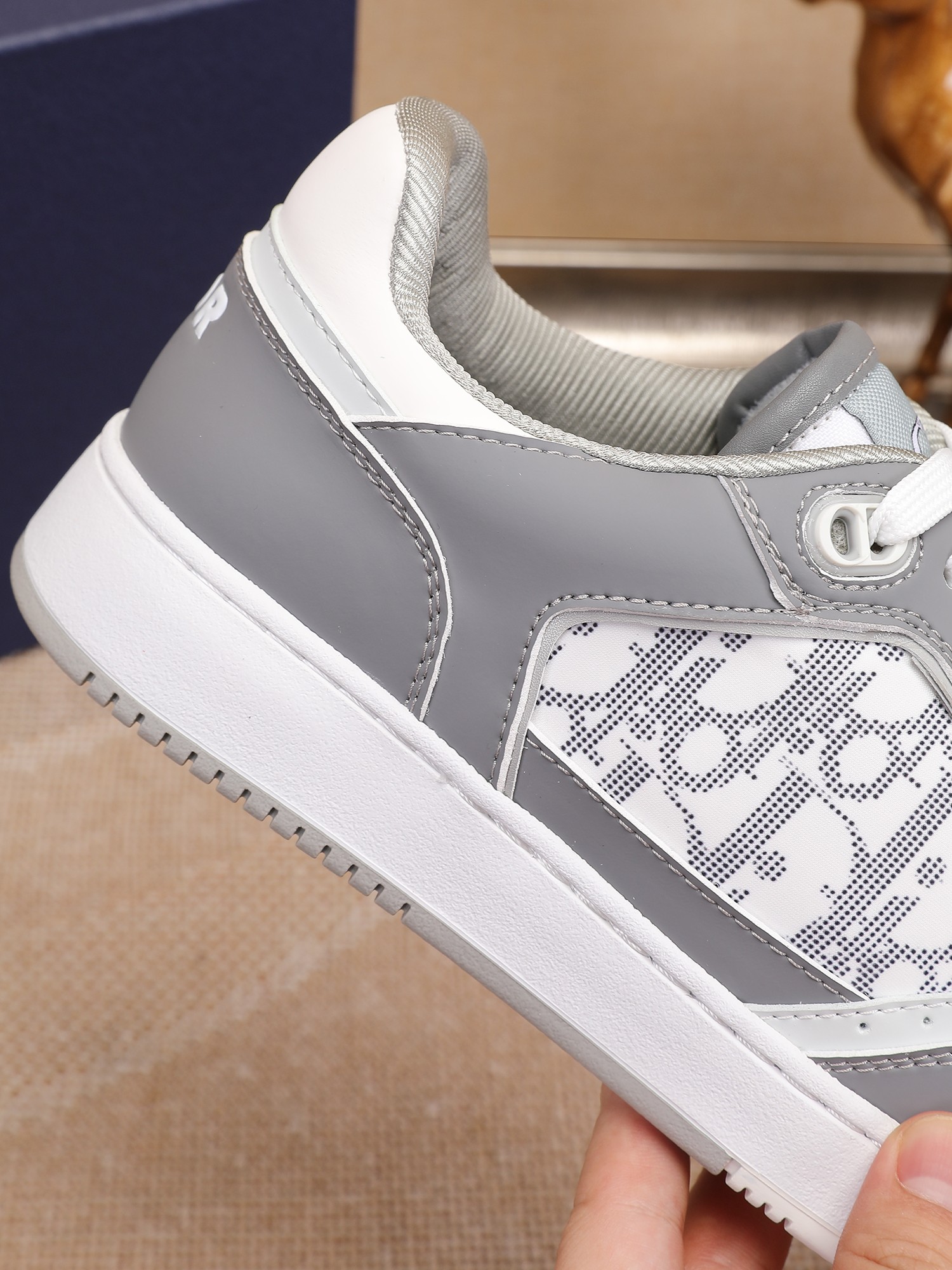 Dior shoe