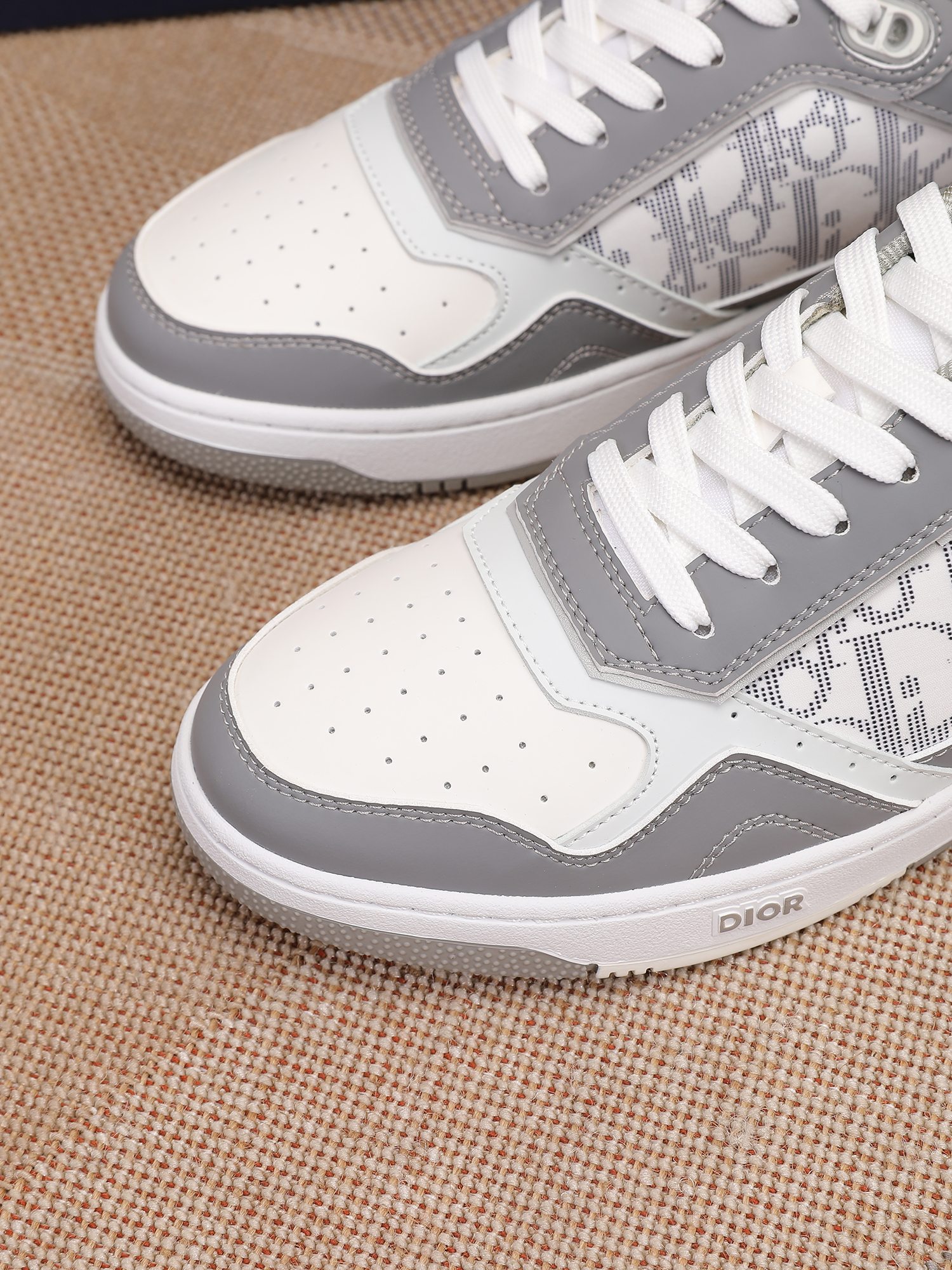 Dior shoe