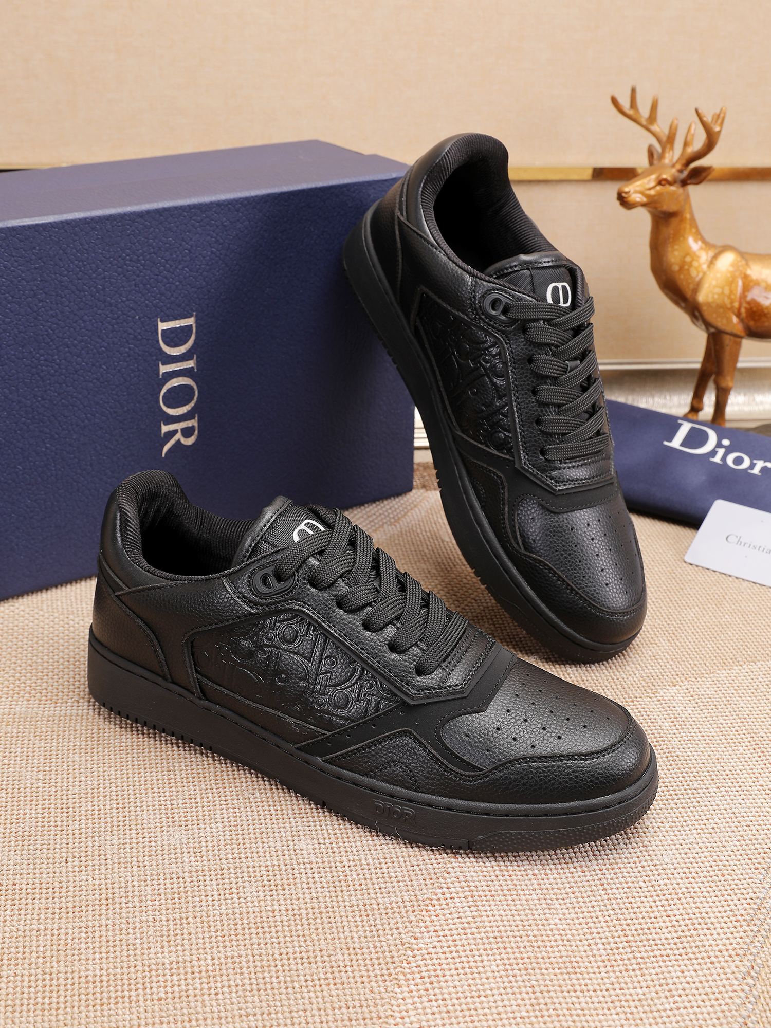 Dior shoe
