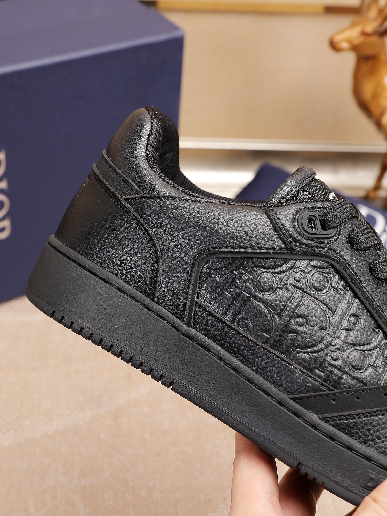Dior shoe