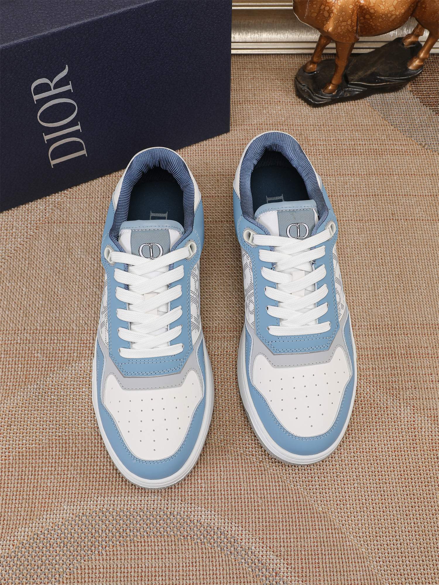 Dior shoe