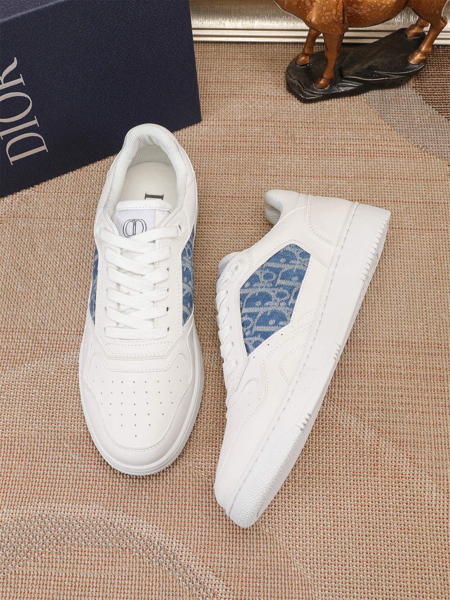Dior shoe