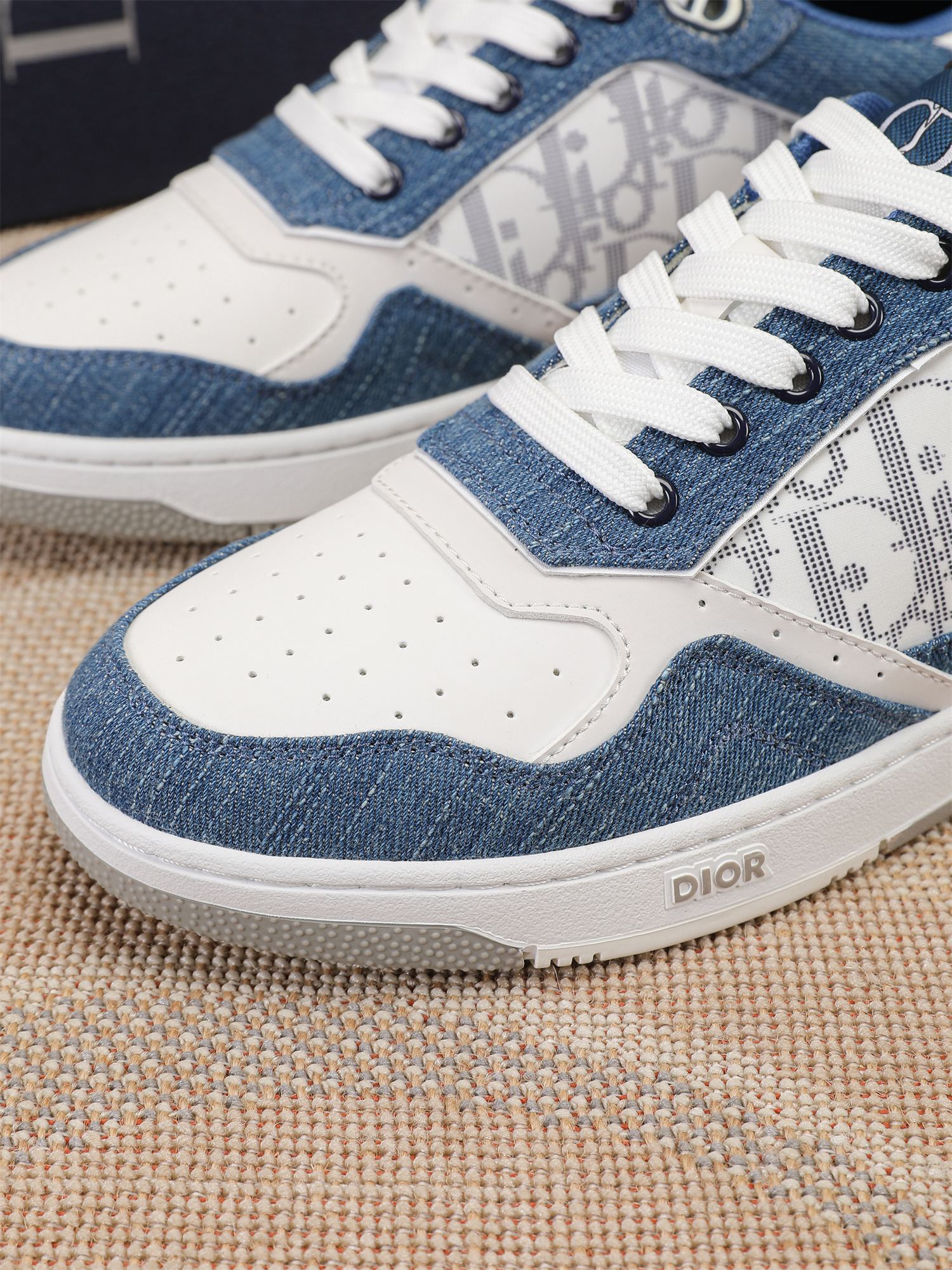 Dior shoe