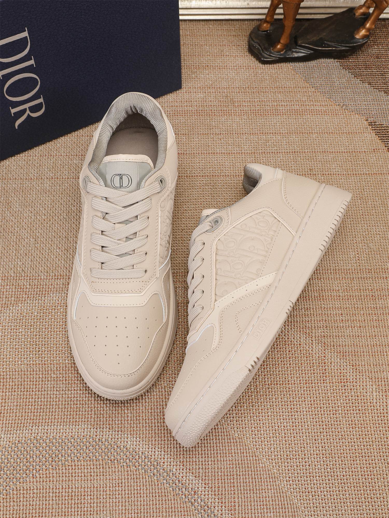 Dior shoe
