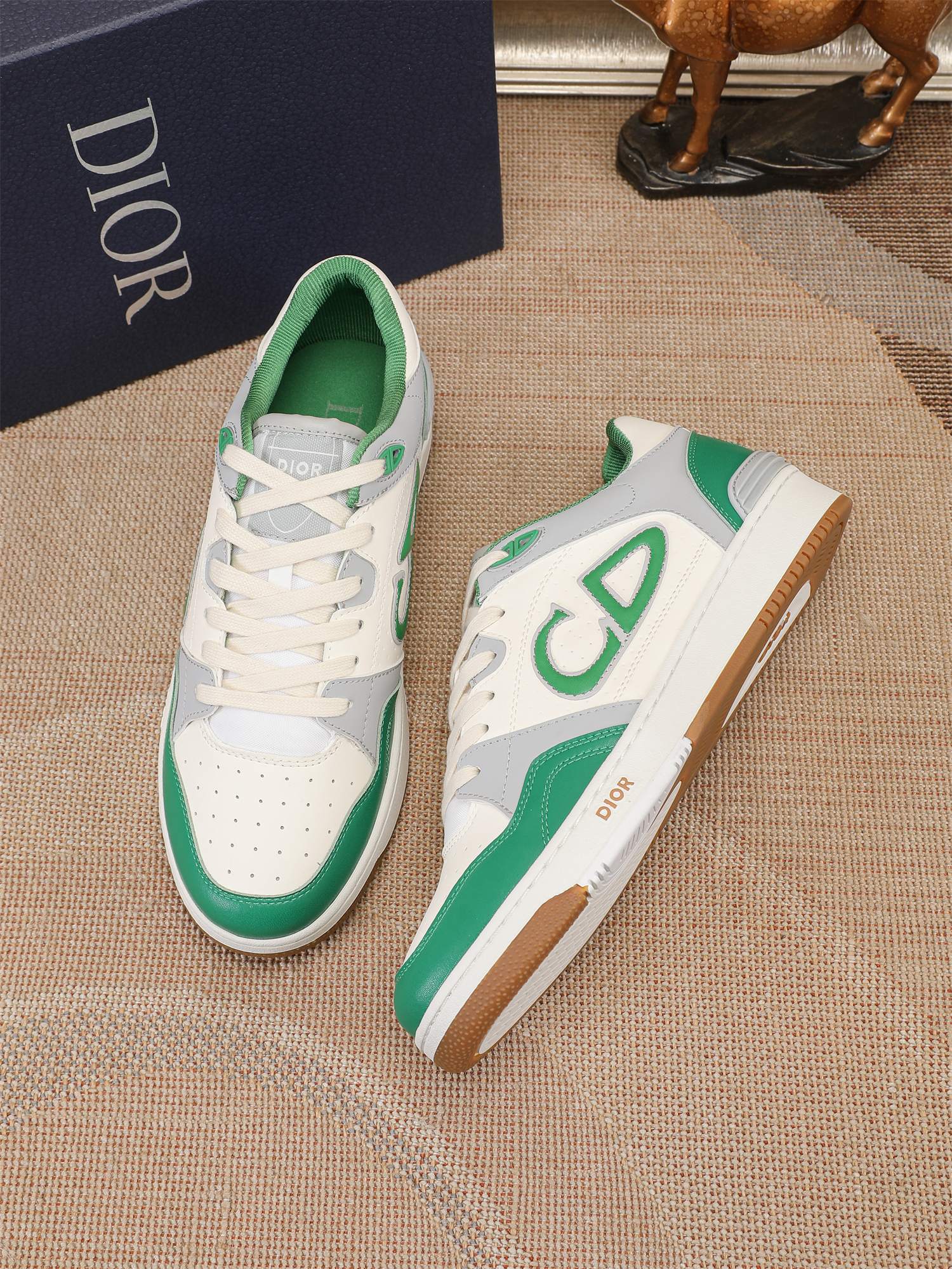 Dior shoe