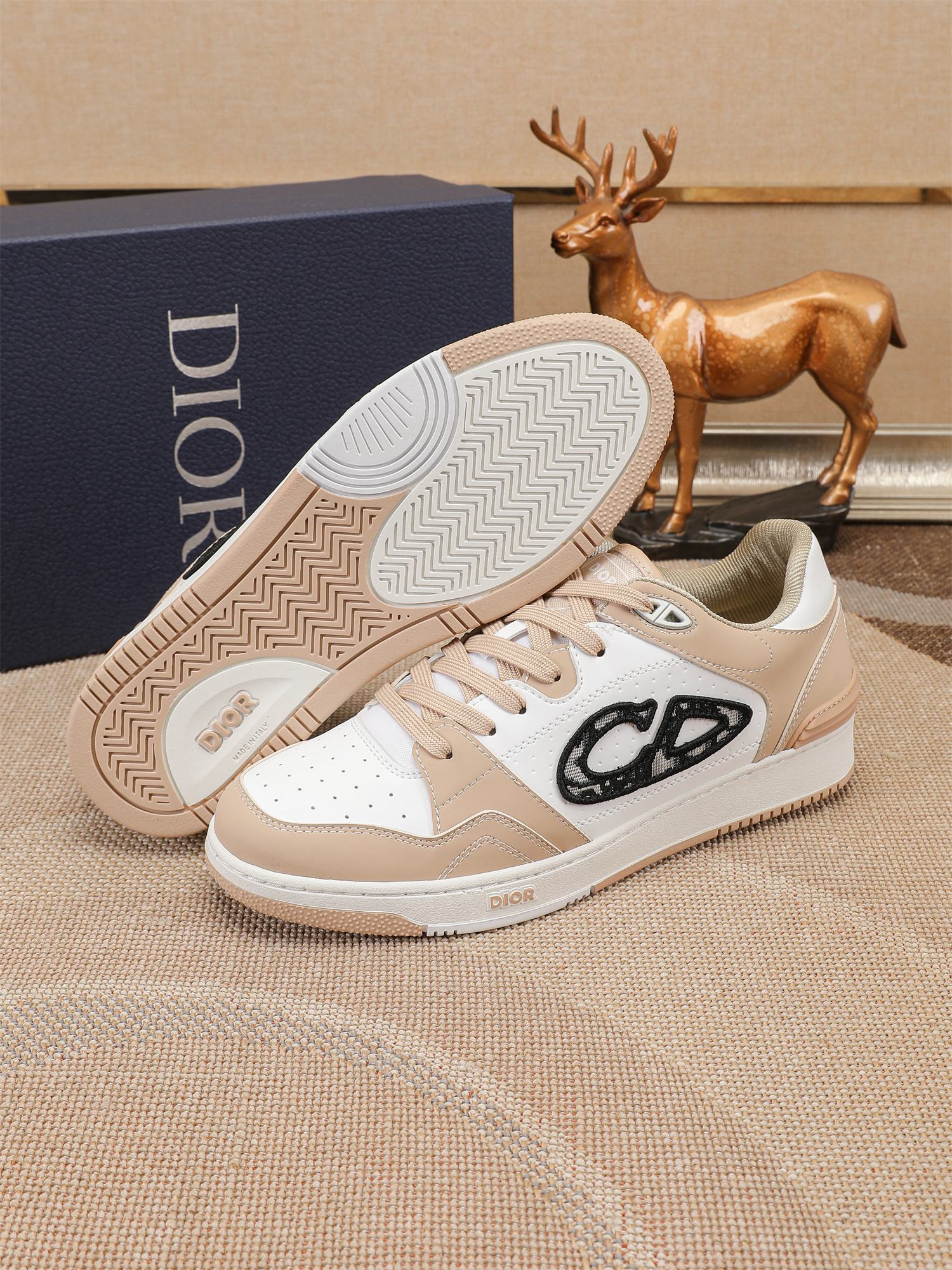 Dior shoe