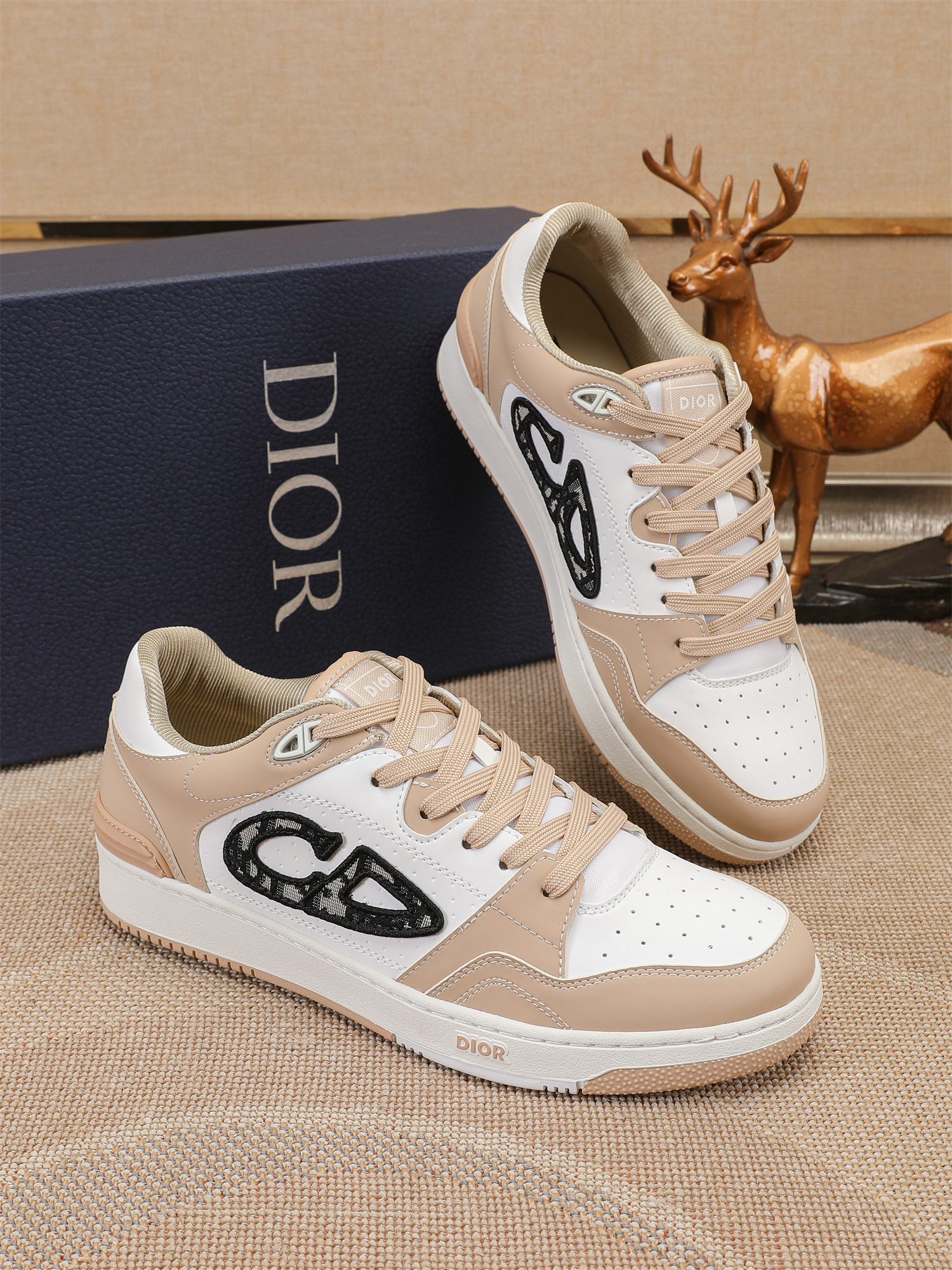 Dior shoe