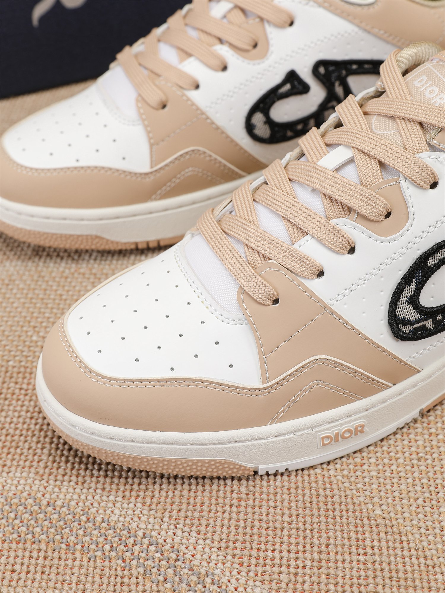Dior shoe