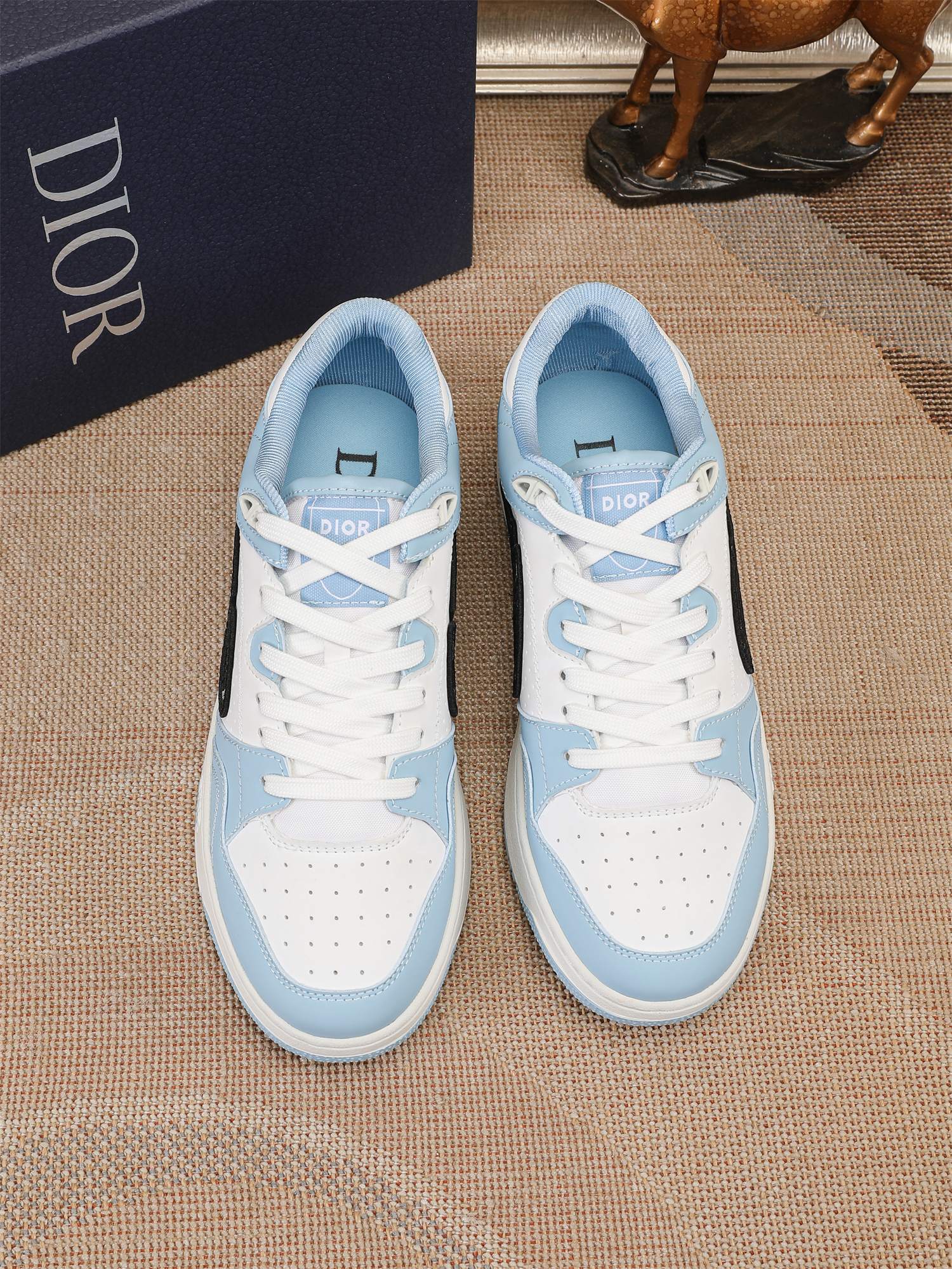 Dior shoe