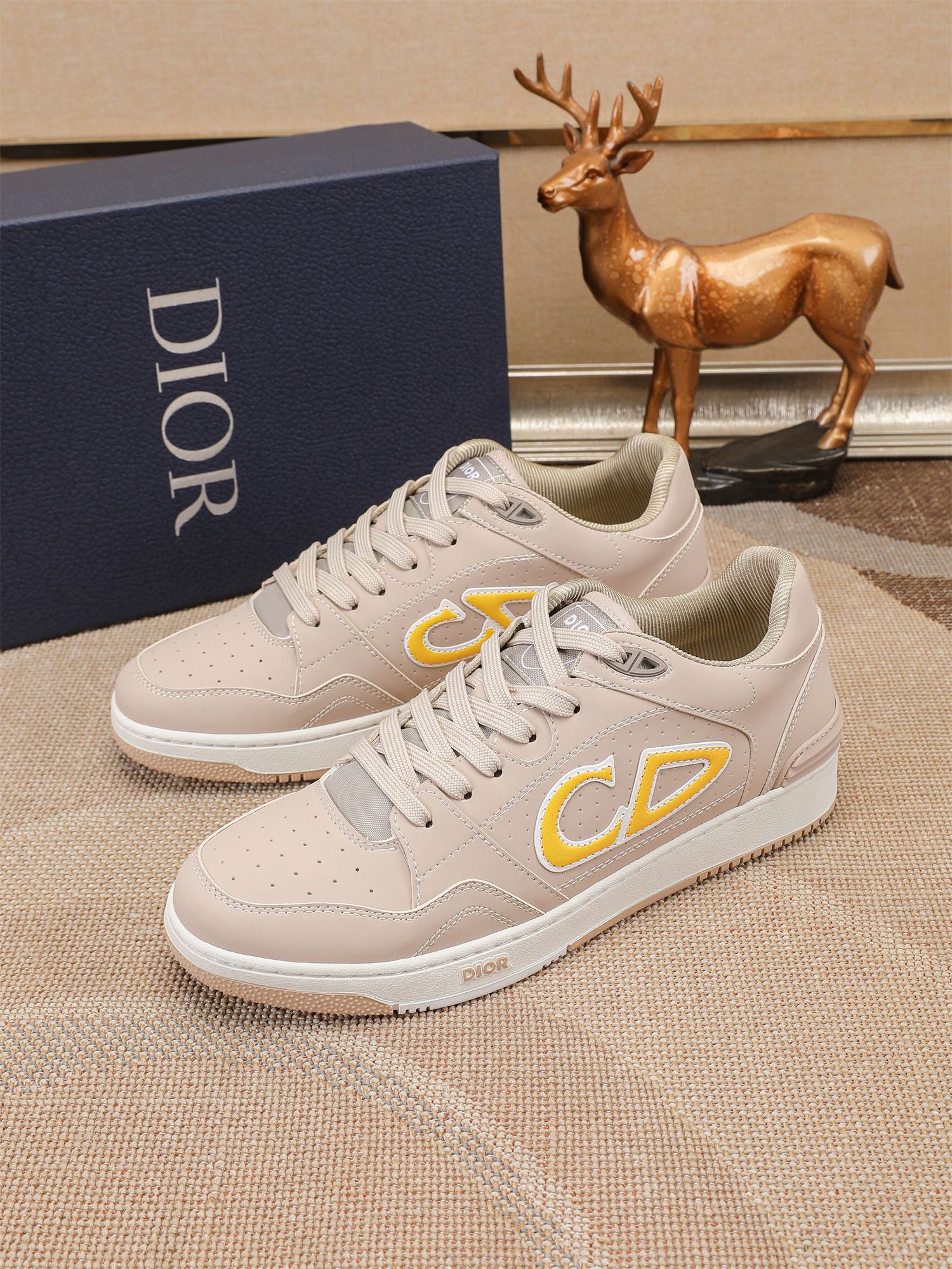 Dior shoe