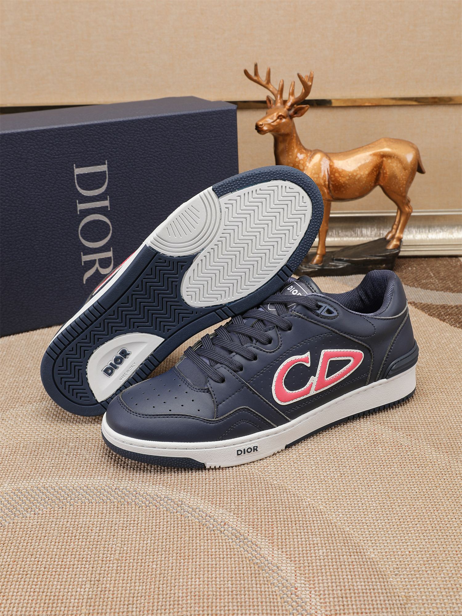 Dior shoe