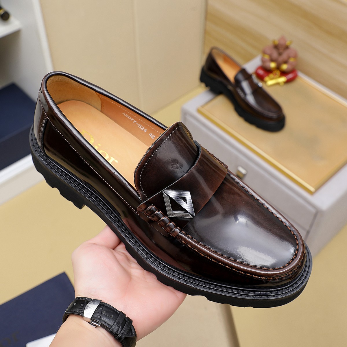 Dior shoe
