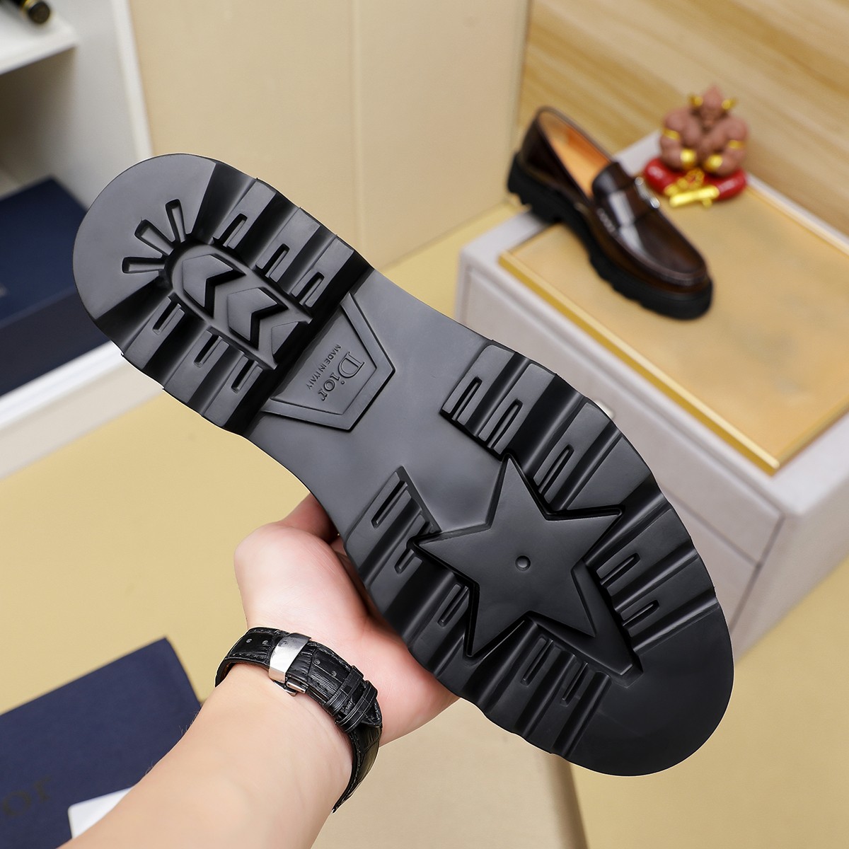 Dior shoe