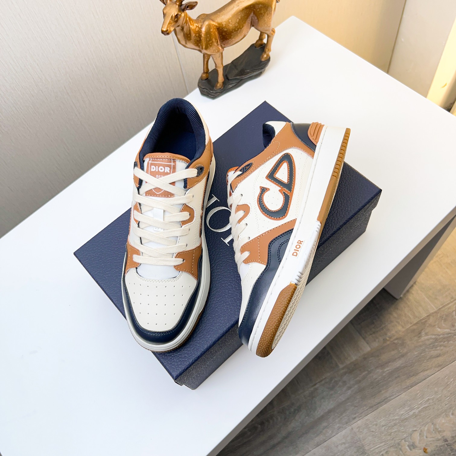 Dior shoe