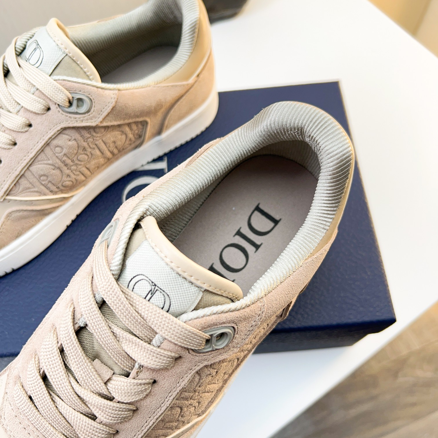 Dior shoe
