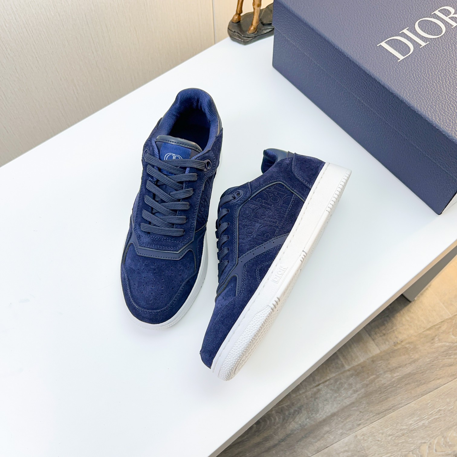 Dior shoe