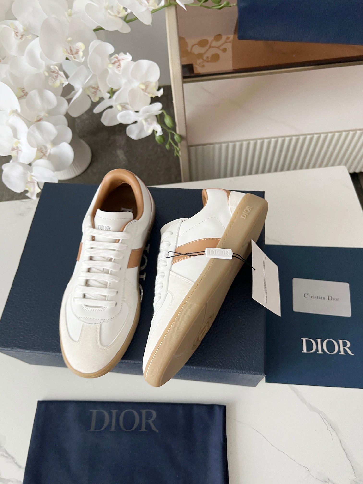 Dior