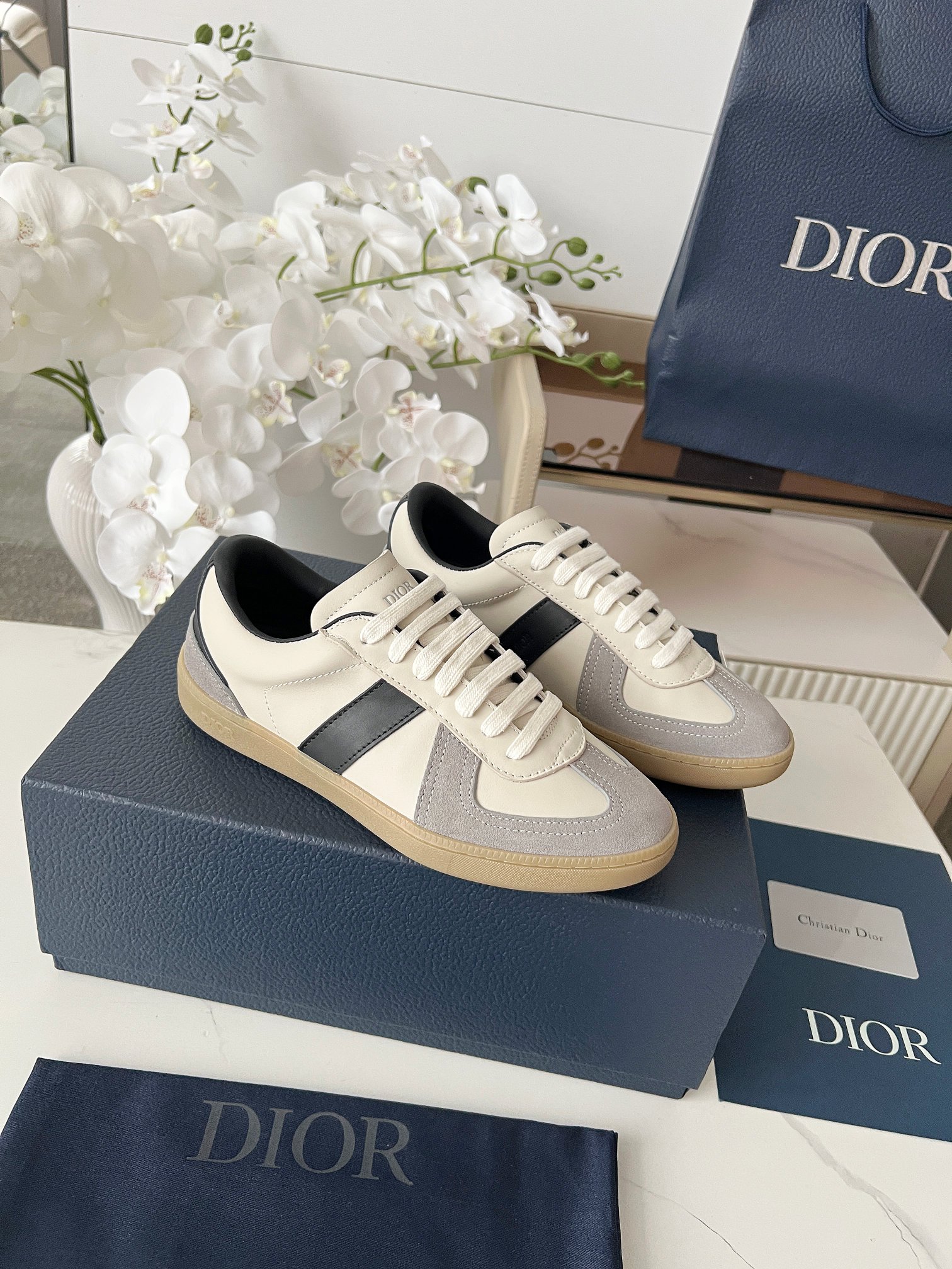 Dior