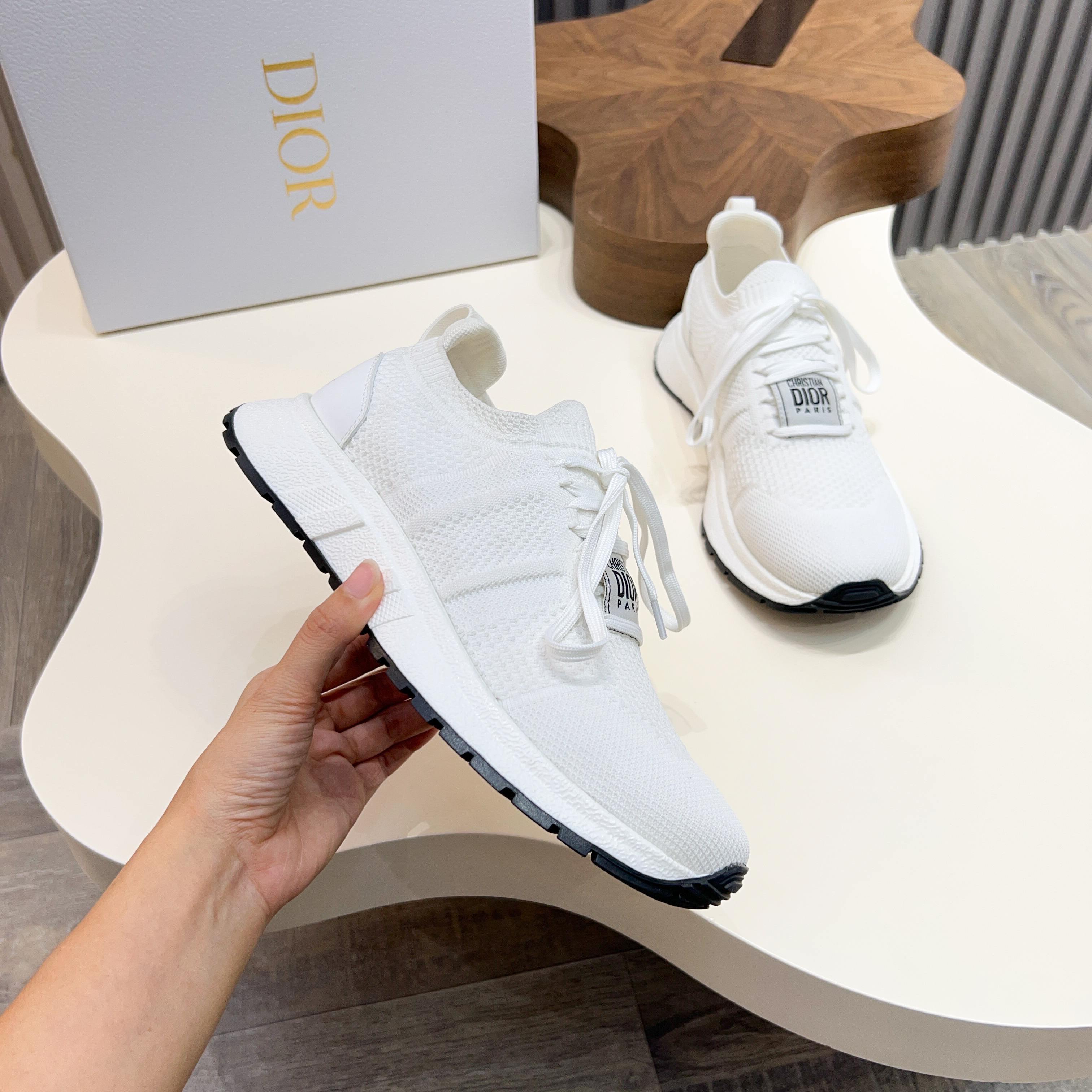Dior shoe