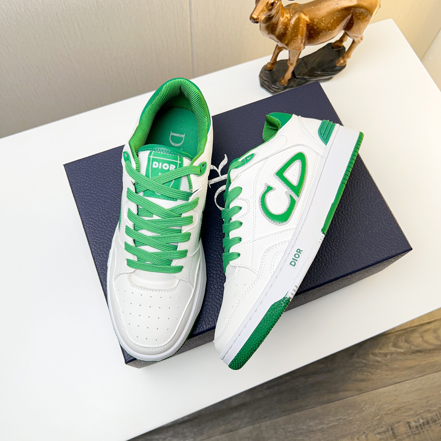 Dior shoe