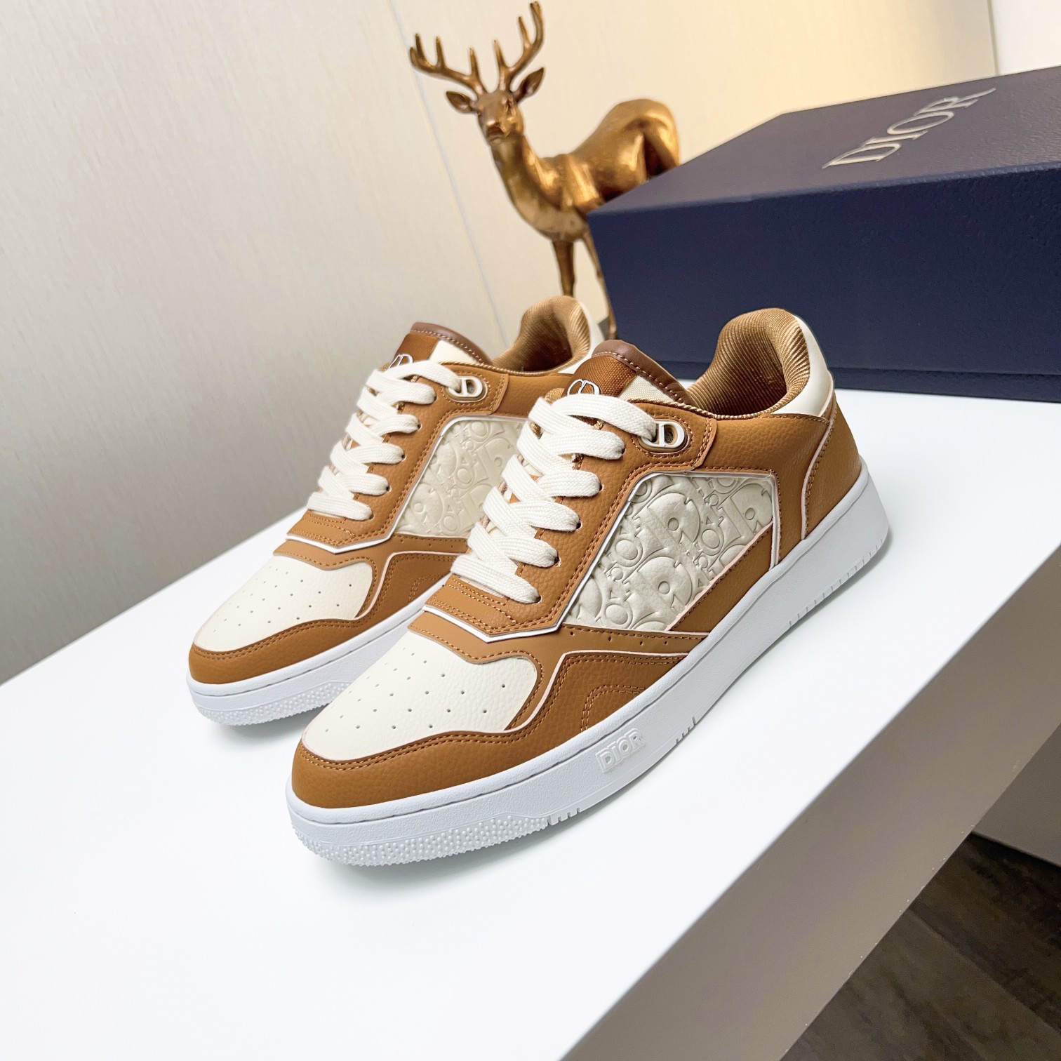 Dior shoe
