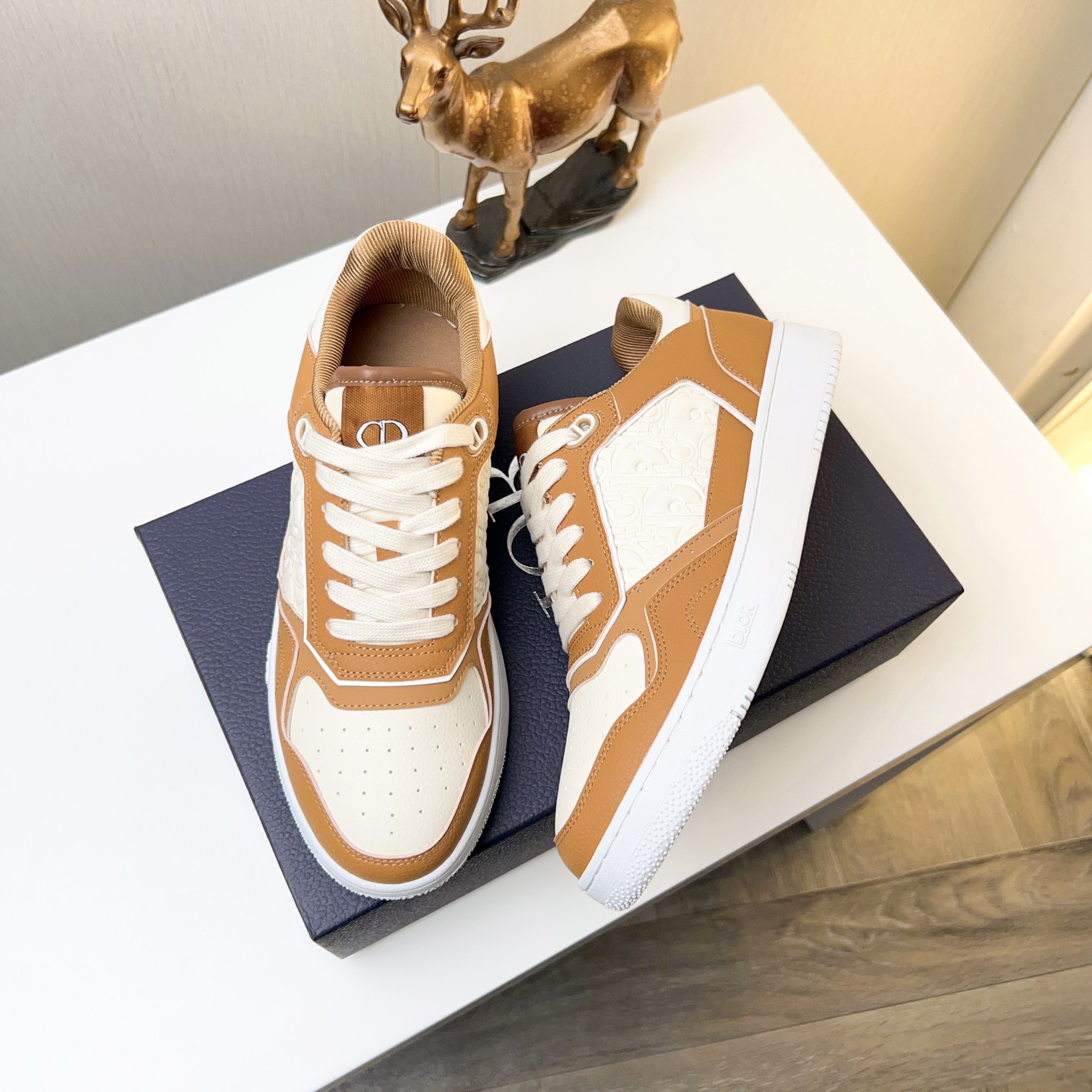 Dior shoe