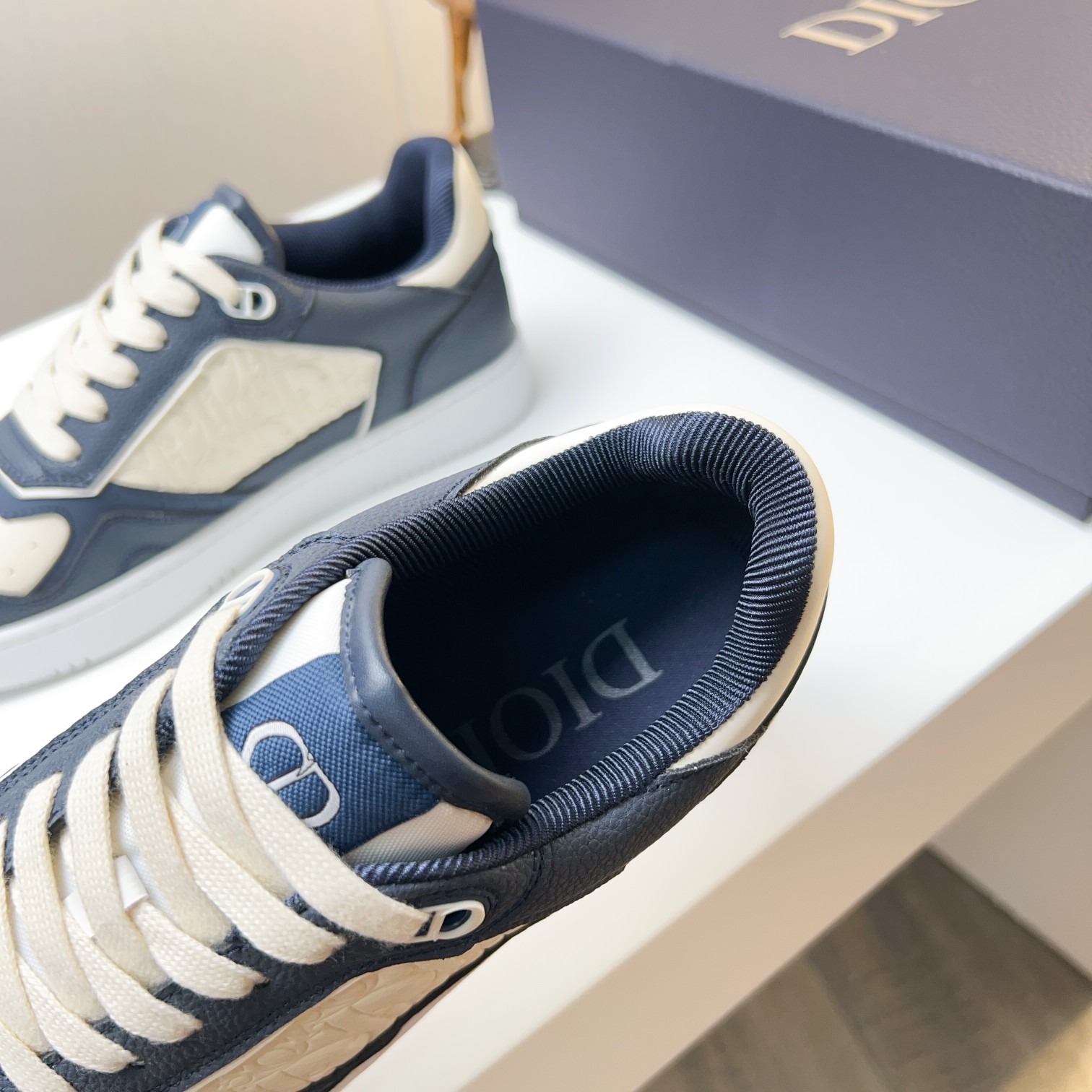 Dior shoe