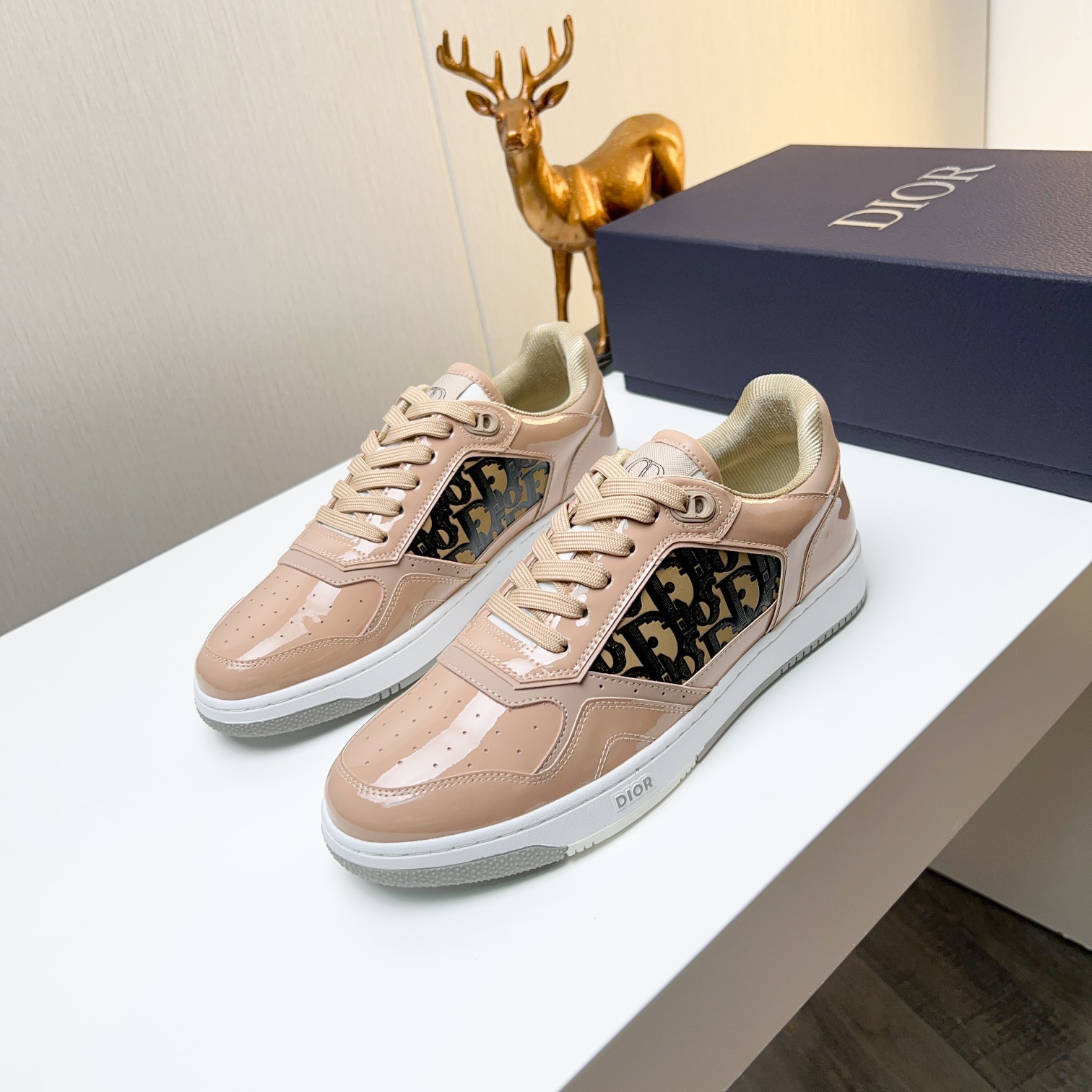 Dior shoe