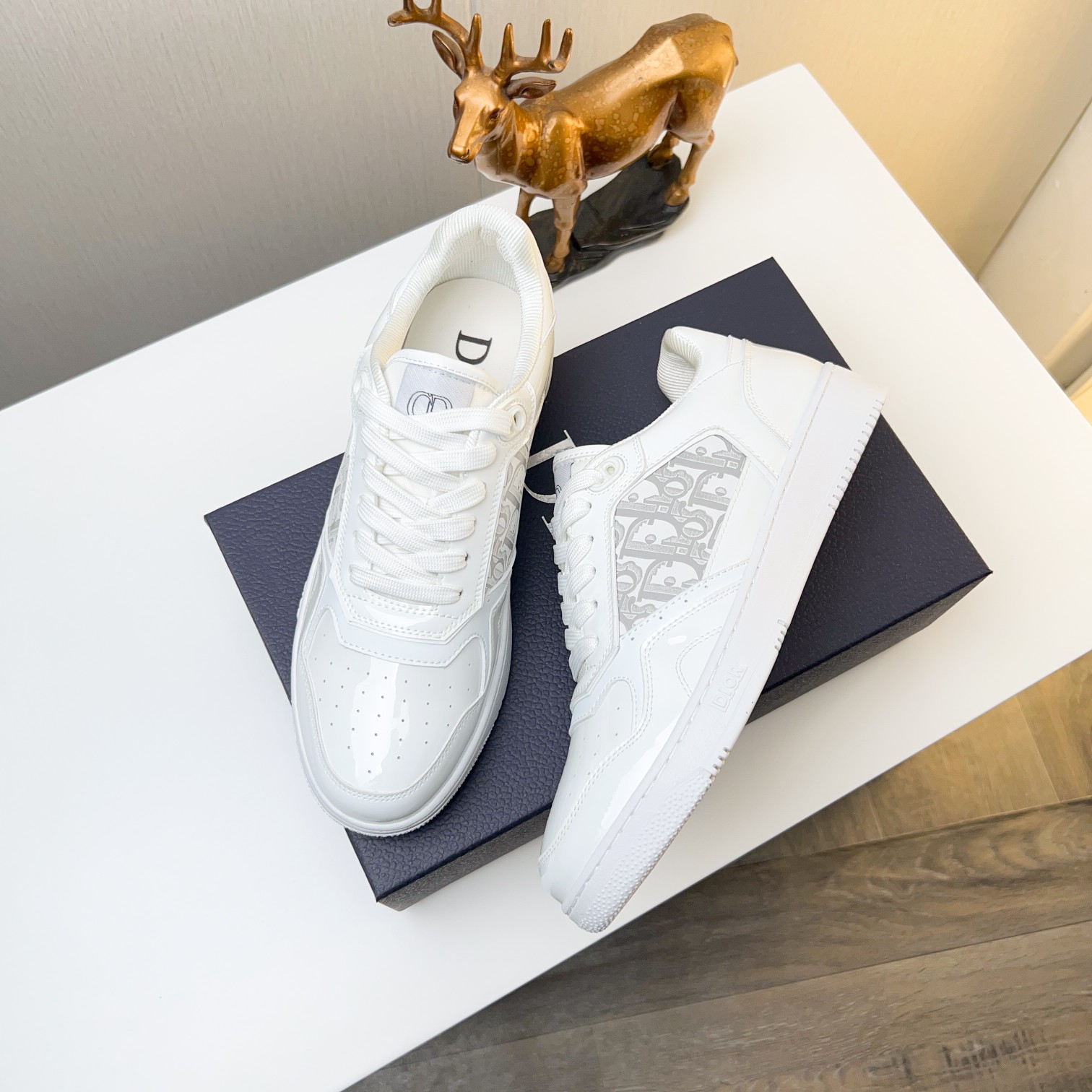 Dior shoe