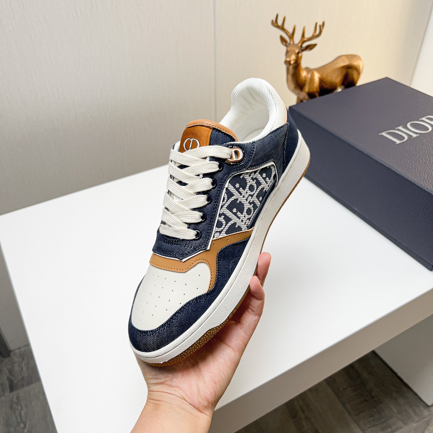 Dior shoe