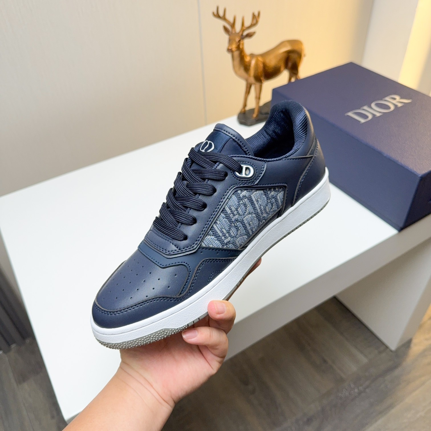 Dior shoe