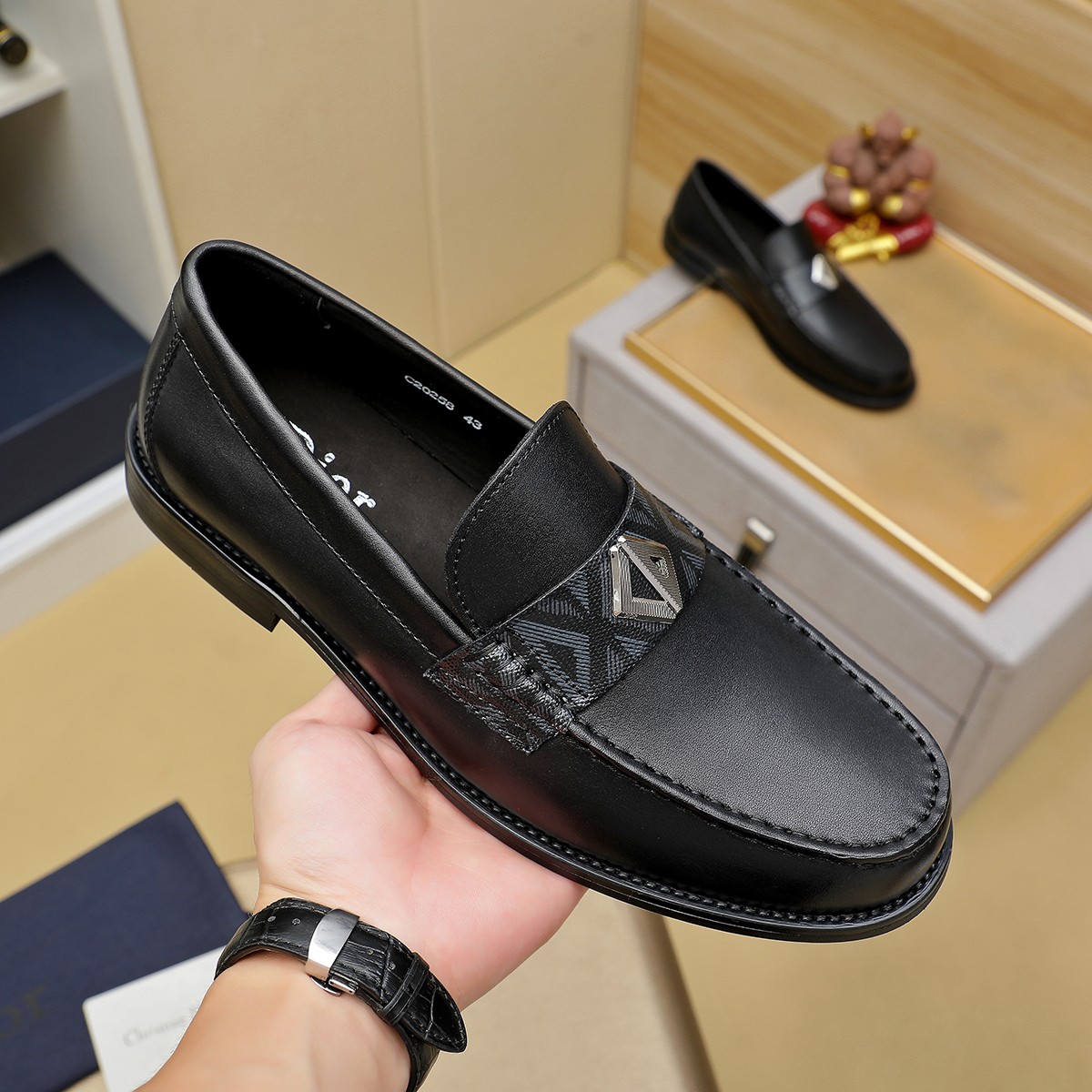 Dior shoe