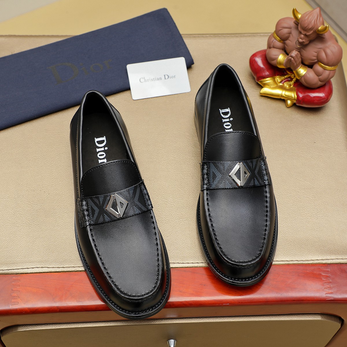 Dior shoe