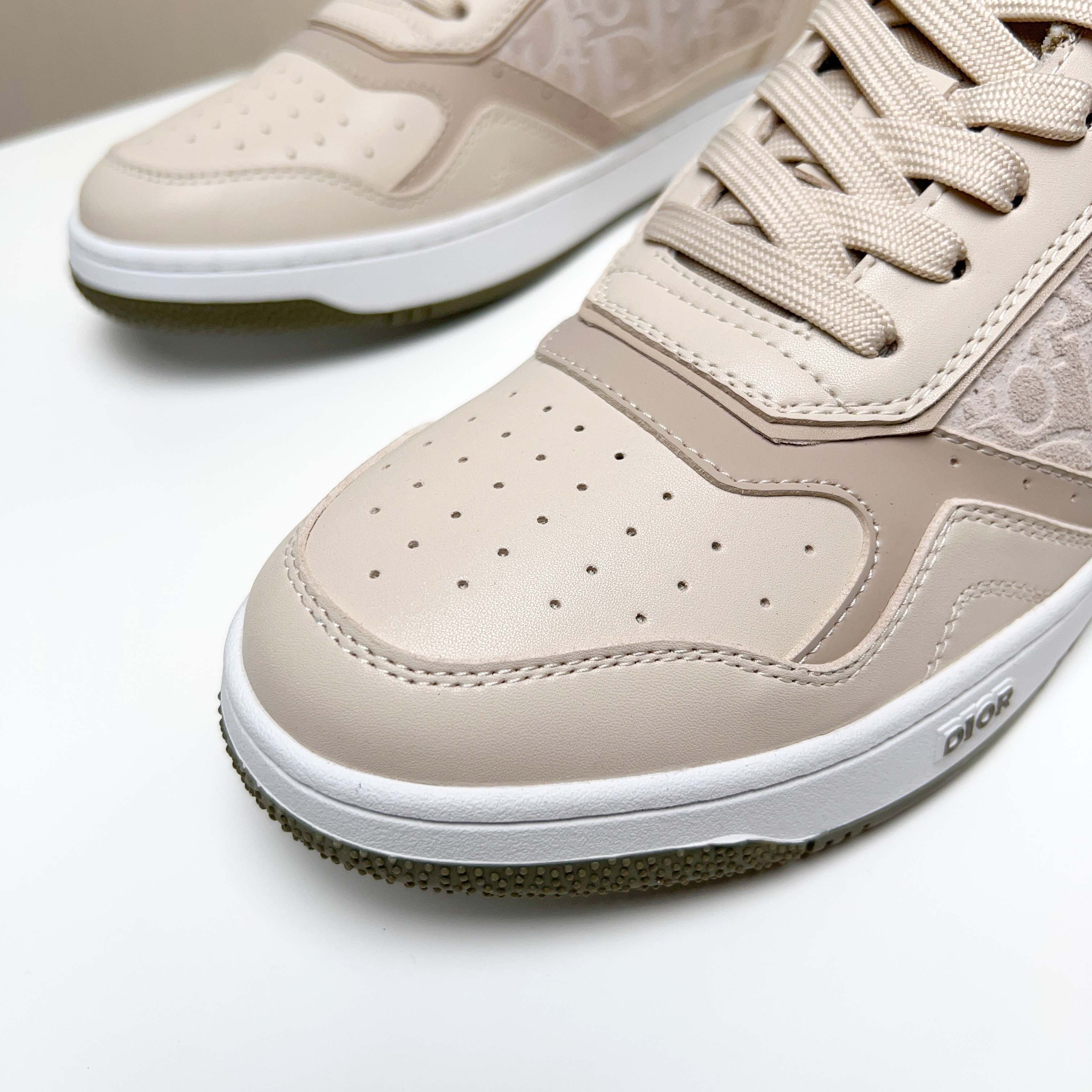Dior shoe