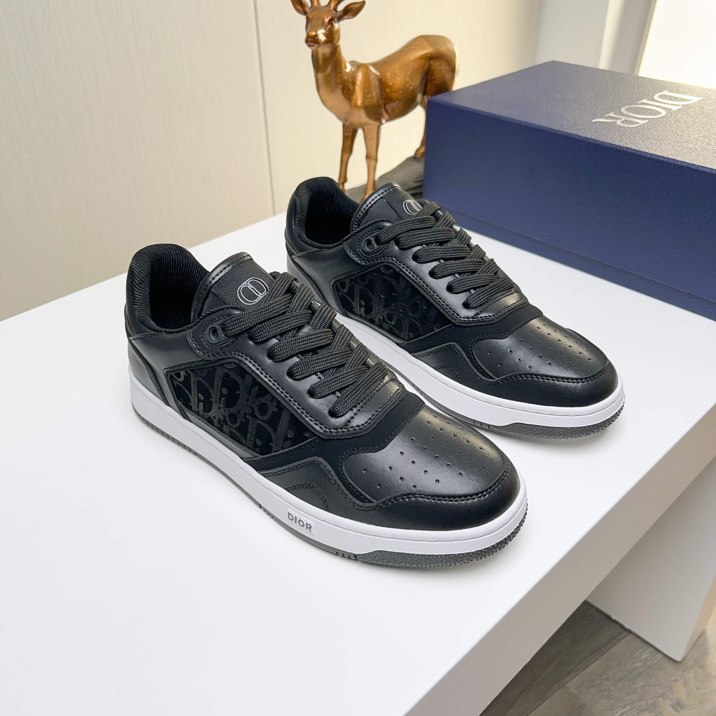 Dior shoe
