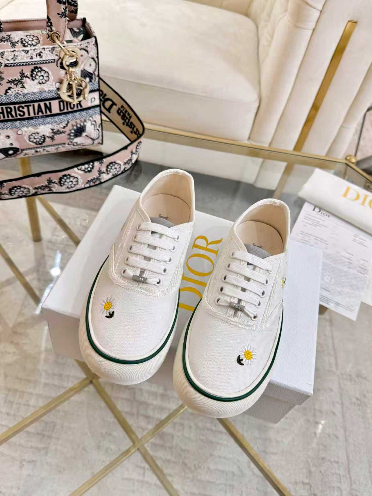 Dior shoe