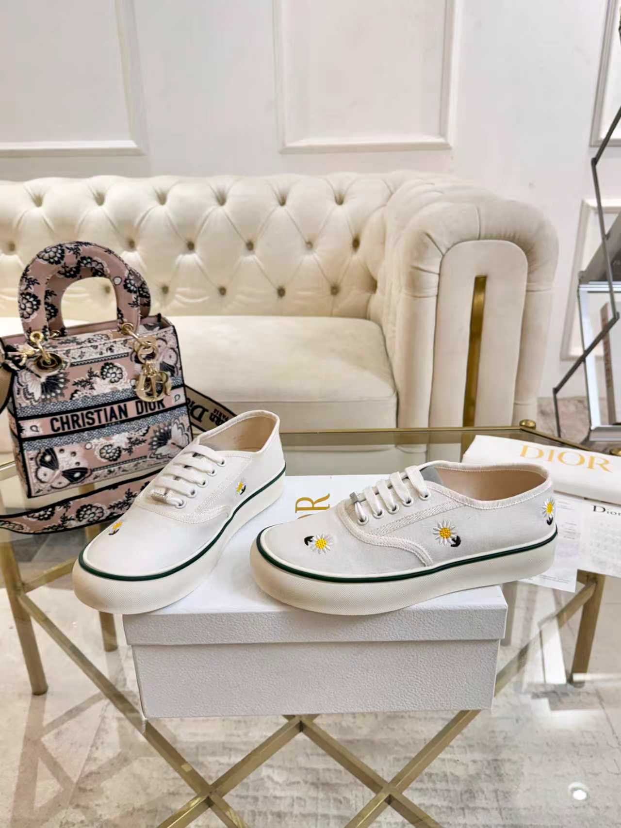 Dior shoe
