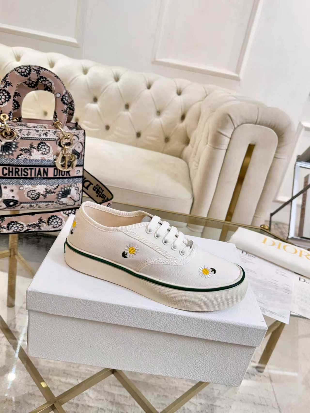 Dior shoe